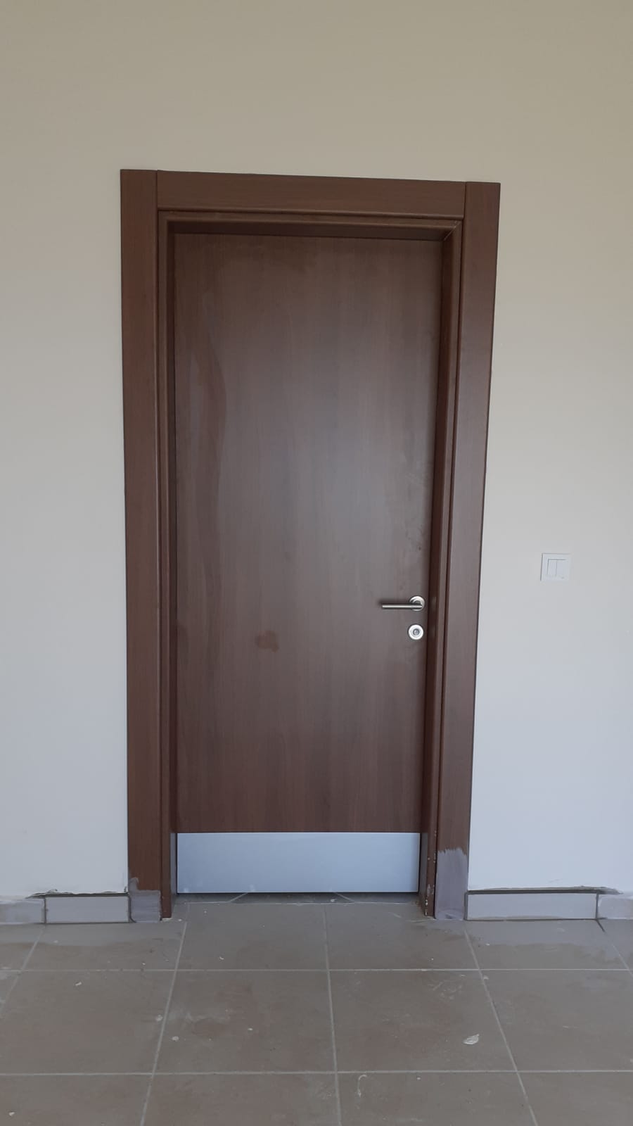 Aydem Akustik Ses Yalıtımlı Kapı
